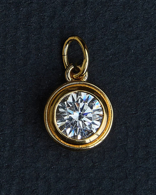 LARGE BEZEL CHARM