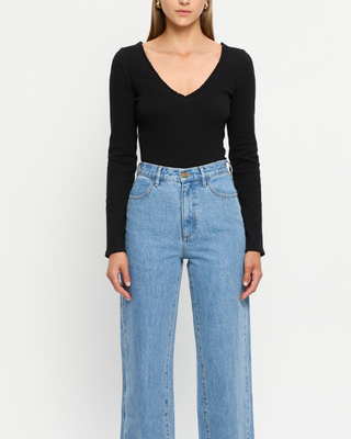 TALLULAH V-NECK TOP
