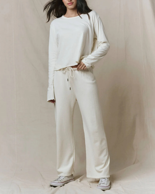 THE LONG SLEEVE CROP TEE