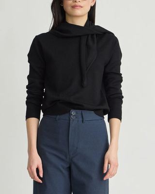 DRIPPY SCARF TOP