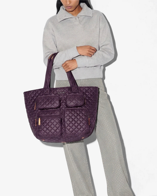 LARGE METRO TRAVEL TOTE III