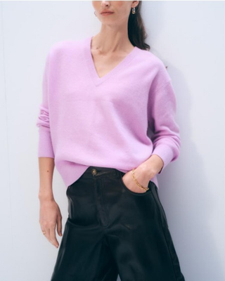 CASHMERE V-NECK CREW