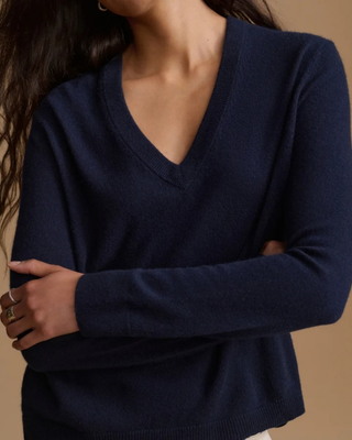 FLYNN CASHMERE V-NECK SWEATER