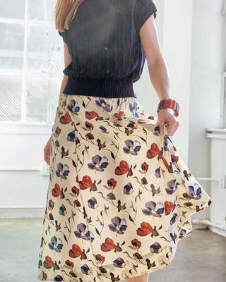 ELASTIC WAIST PANELED SKIRT