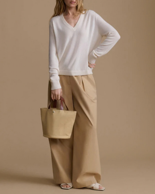 FLYNN CASHMERE V-NECK SWEATER
