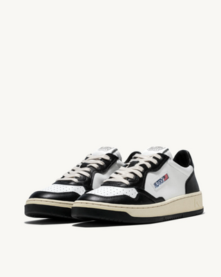 MEDALIST LOW SNEAKERS IN TWO-TONE LEATHER COLOR WHITE AND BLACK