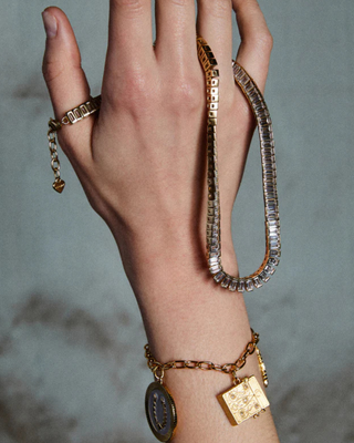 BAGUETTE TENNIS NECKLACE