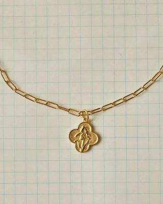 NASHVILLE IRIS CHARM