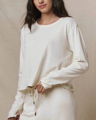 THE LONG SLEEVE CROP TEE