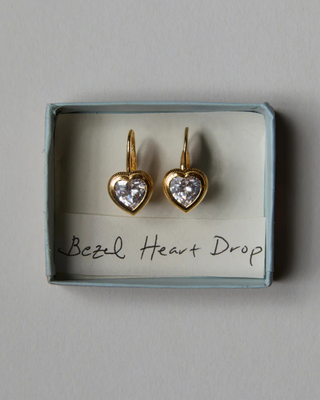 BEZEL HEART EARRINGS