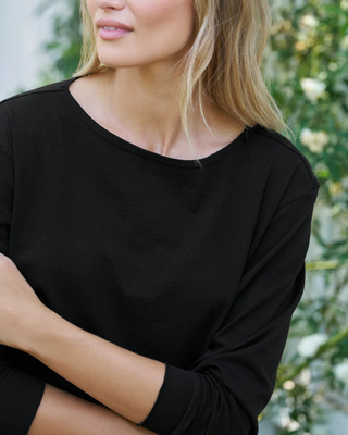 ELLA BOATNECK TEE