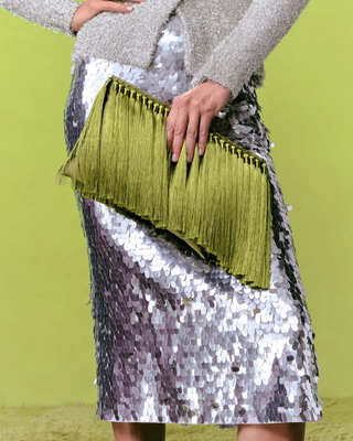 TASSEL BOXY CLUTCH