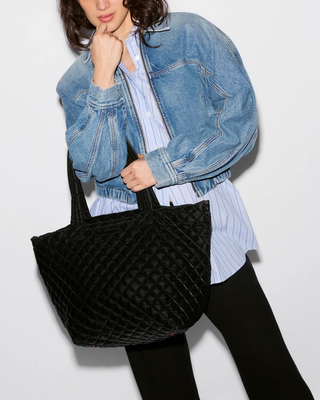 MEDIUM METRO TOTE DELUXE