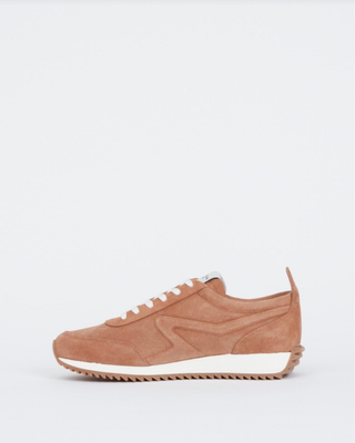 RETRO RUNNER SNEAKER