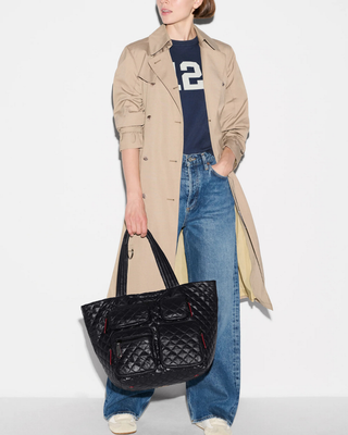 MEDIUM METRO TRAVEL TOTE
