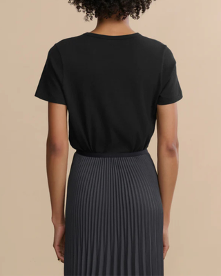SLIM TEE