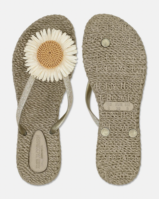 FLOWER FLIP FLOPS