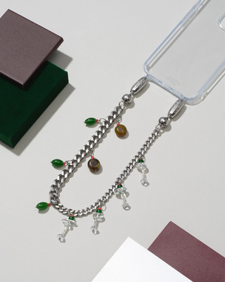 CURB CHAIN MARTINI WRISTLET
