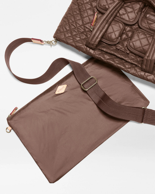 MEDIUM METRO TRAVEL TOTE