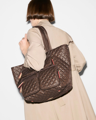 MEDIUM METRO TRAVEL TOTE