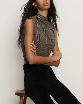 MYLIE SLEEVELESS TOP