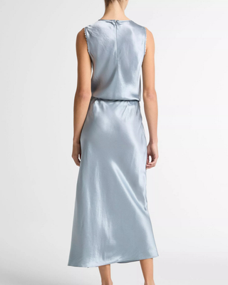 SIDE SLIT SLIP SKIRT
