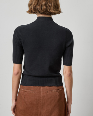 MOCK NECK SHORT SLEEVE SWEATER