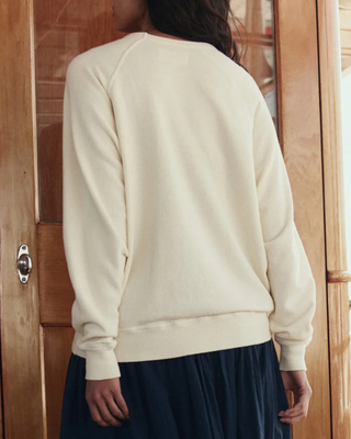 THE COLLEGE SWEATSHIRT W/ SAILING BOAT APPLIQUE