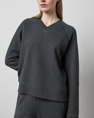 OVERSIZED SWEATSHIRT