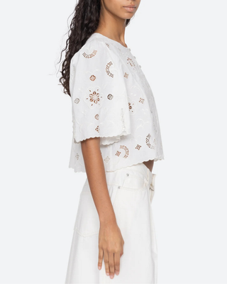 GARDENER EMBROIDERED S/SLV TOP