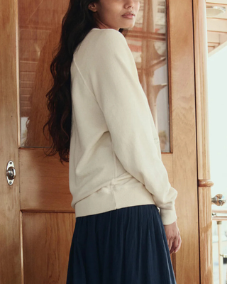 THE COLLEGE SWEATSHIRT W/ SAILING BOAT APPLIQUE
