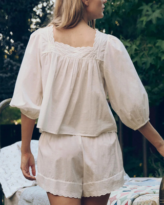 THE EYELET BUTTON SLEEP TOP