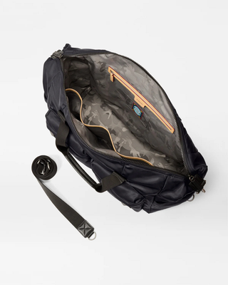 LARGE BLEEKER TRAVEL DUFFLE