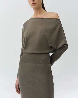 JANESE OFF SHOULDER MIDI DRESS