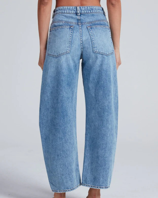 TWISTED BARREL JEAN