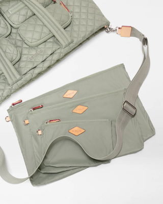 LARGE METRO TRAVEL TOTE