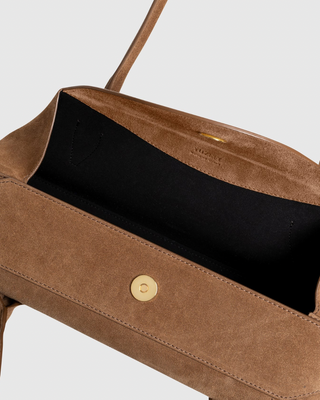 OYSTER SHOULDER BAG