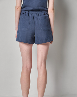 TEXTURED TERRY FRONT SEAM SHORT