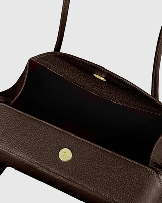 OYSTER SHOULDER BAG