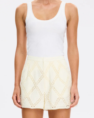 IZZY SHORT