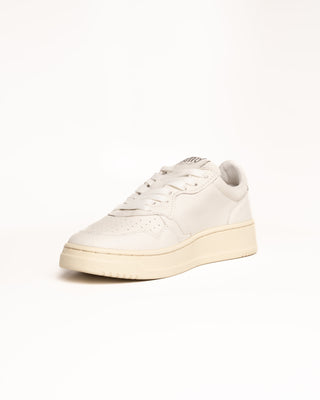 MEDALIST LOW SNEAKERS IN GOATSKIN COLOR WHITE