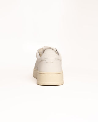 MEDALIST LOW SNEAKERS IN GOATSKIN COLOR WHITE