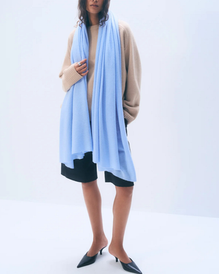 CASHMERE TRAVEL WRAP