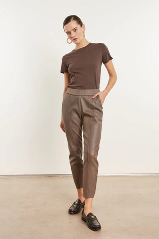 SLIM JOGGER WITH POCKETS