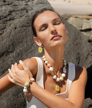 NEW BLOOM NECKLACE IN CANARY